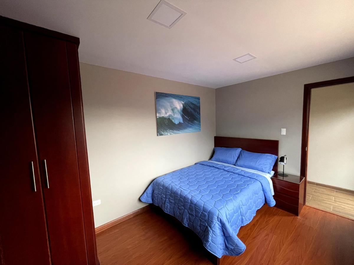 Chaperon Lodging Aparthotel Alausi Bagian luar foto