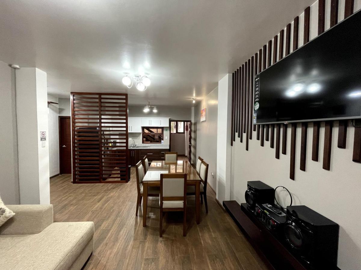 Chaperon Lodging Aparthotel Alausi Bagian luar foto