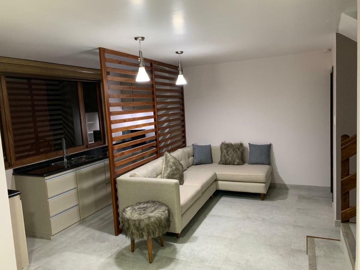 Chaperon Lodging Aparthotel Alausi Bagian luar foto