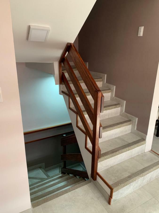 Chaperon Lodging Aparthotel Alausi Bagian luar foto